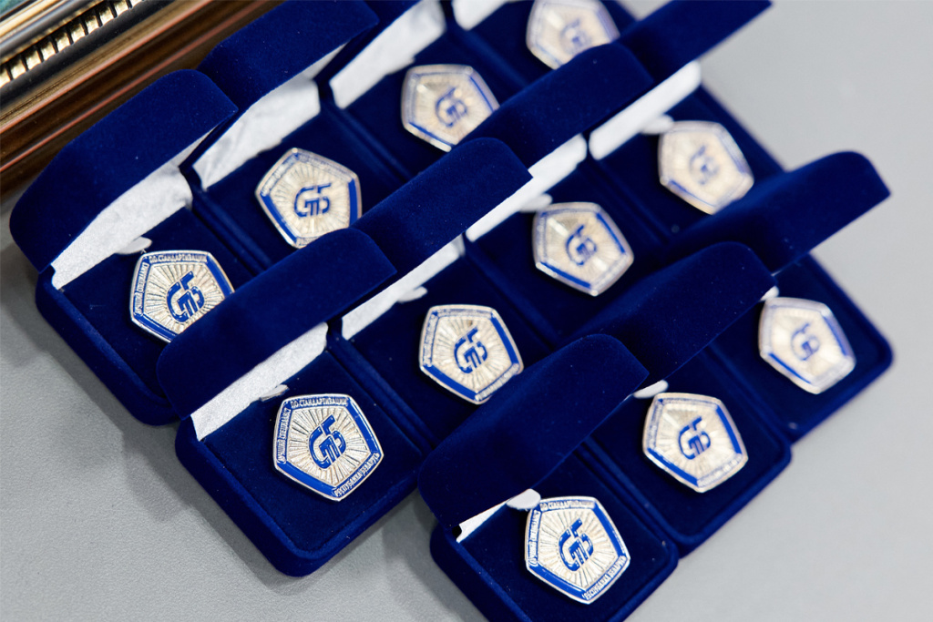 лучший стандартизатор 2025.jpg