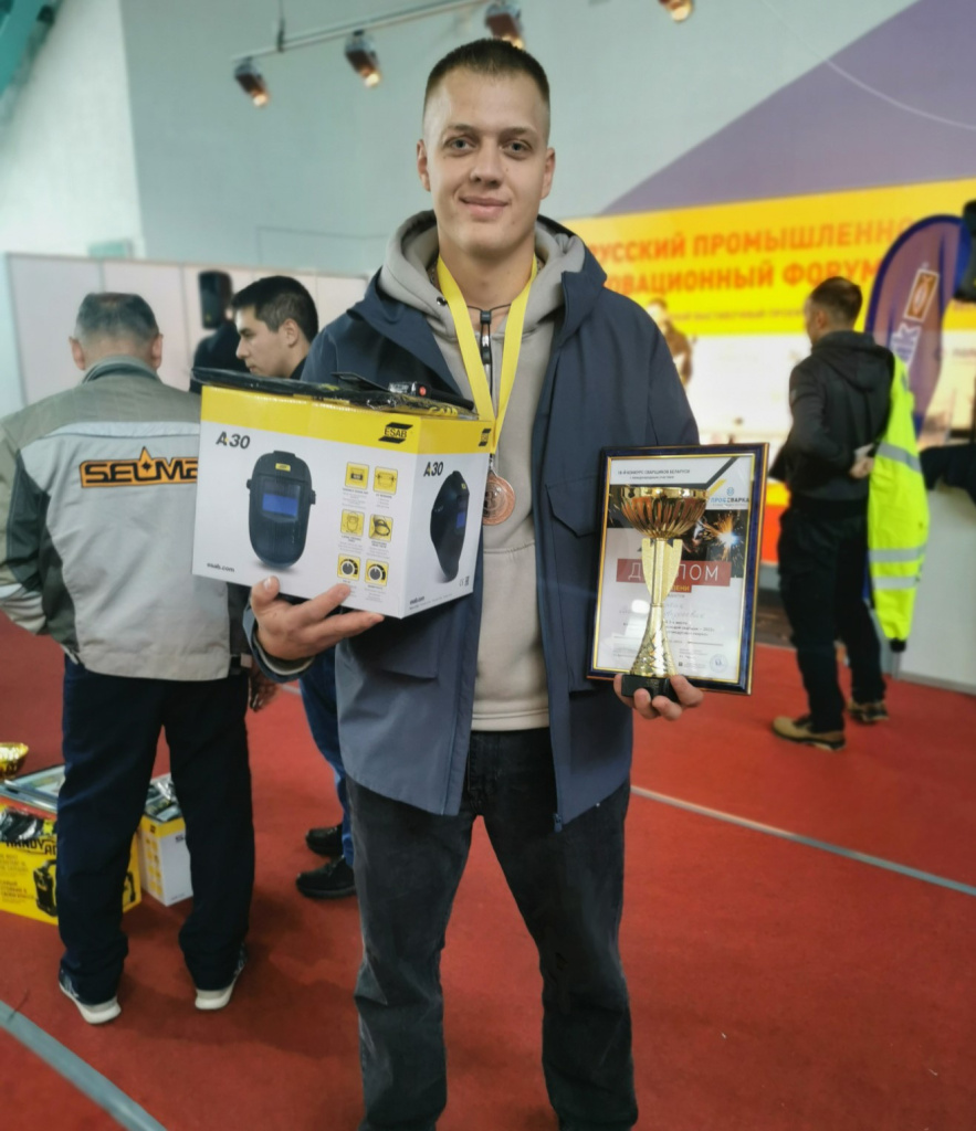 IMG-4FCABE0FCC09D32A861686D5332ABCCF-V БЕЗ ДЫРОК.JPG