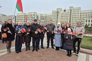 7 ноября - День Октябрьской революции