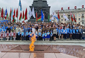 Коллектив ОАО «Белэнергоремналадка» почтил память героев Великой Отечественной войны
