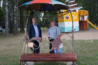 От эскиза до воплощения: скамейка «Энергия тепла и уюта» открыта для горожан